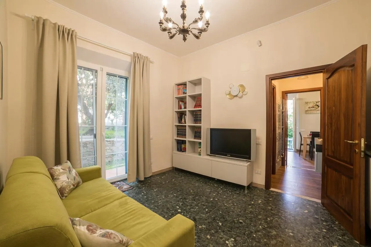 Piombino Apartments - Villa Pari