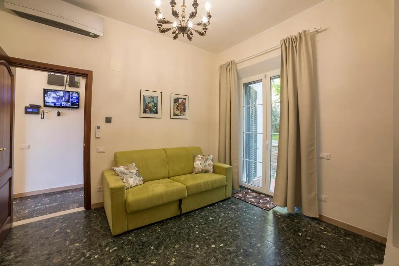 Piombino Apartments - Villa Pari
