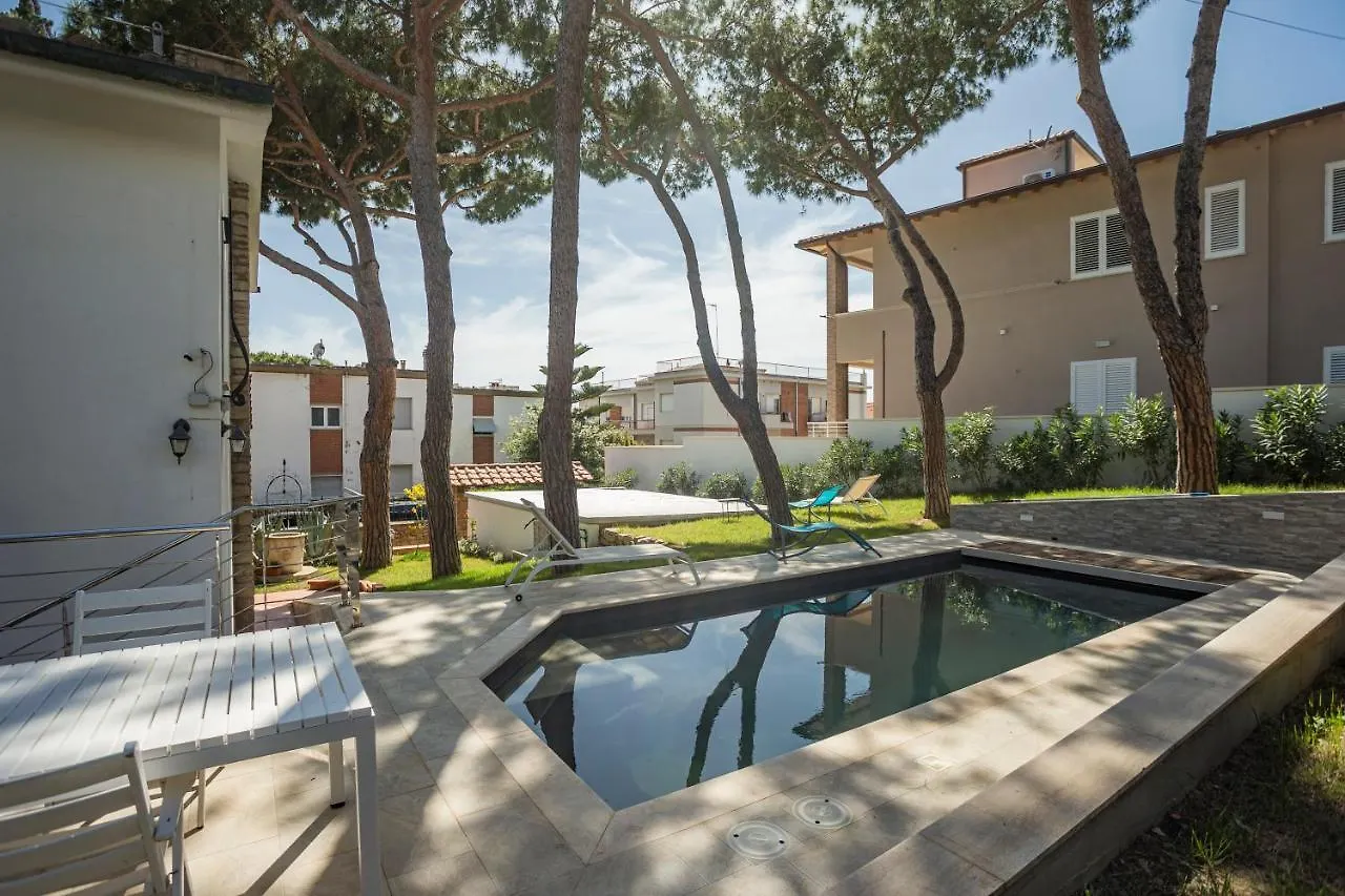 Piombino Apartments - Villa Pari 0*,