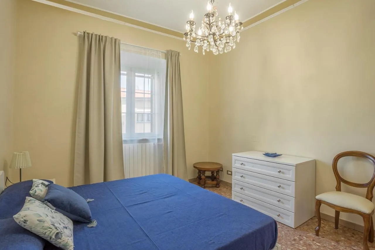 Piombino Apartments - Villa Pari 0*,  意大利