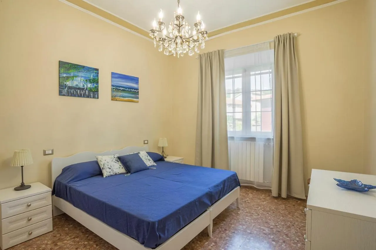 Piombino Apartments - Villa Pari Italy