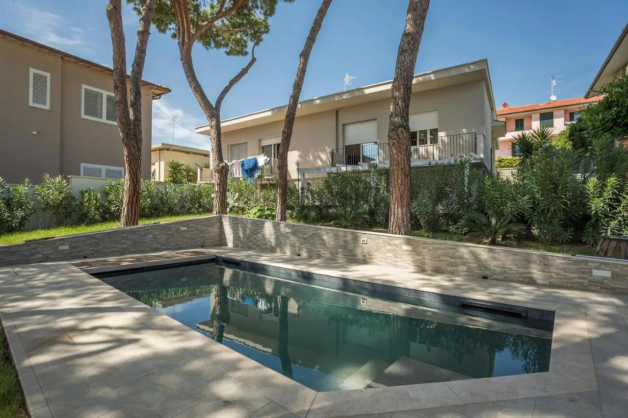 Piombino Apartments - Villa Pari