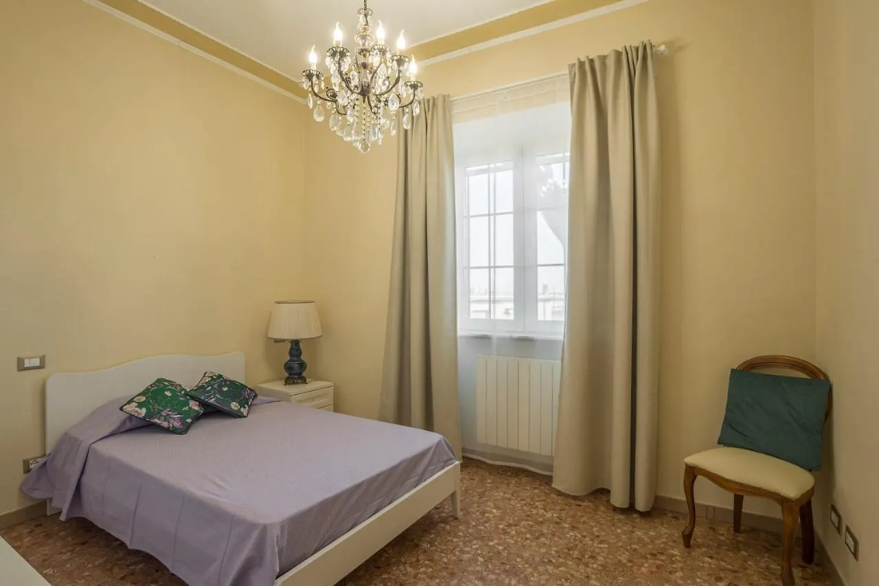 Piombino Apartments - Villa Pari