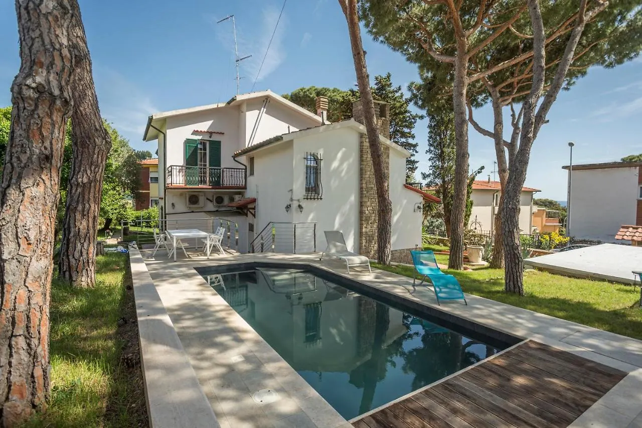 Piombino Apartments - Villa Pari