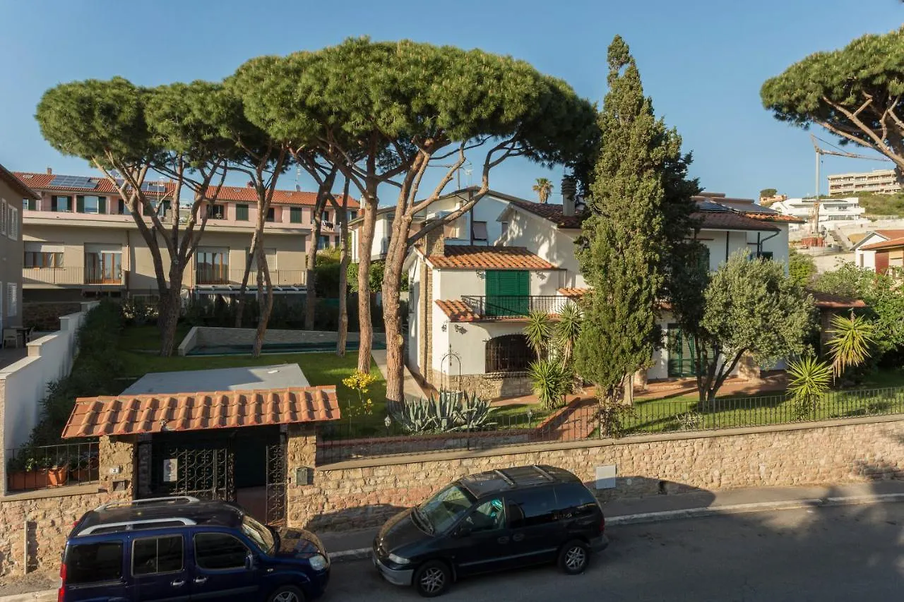 Piombino Apartments - Villa Pari